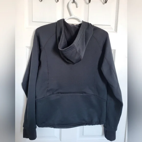 Mens Running Room zip up - Picture 2 of 6